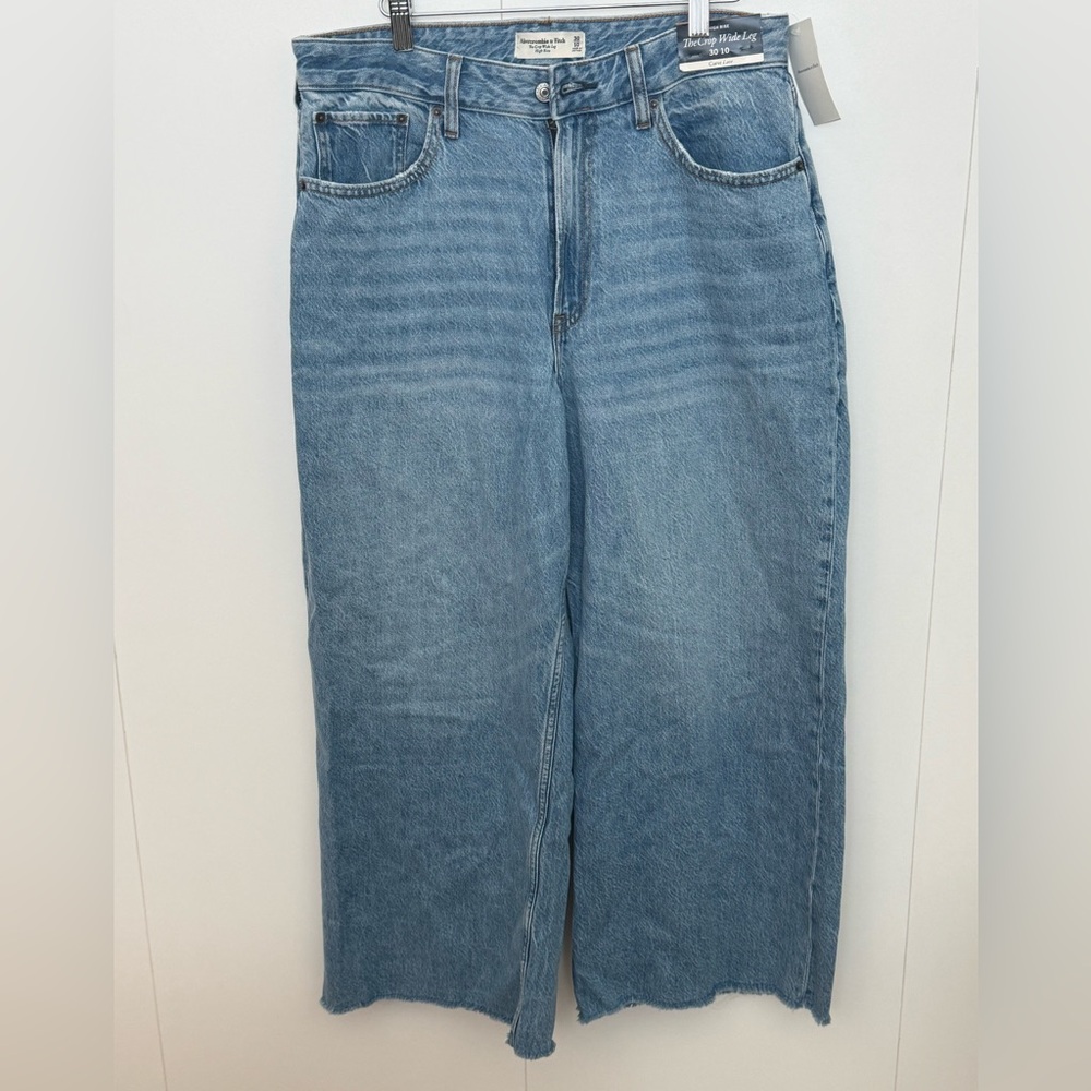 Abercrombie & Fitch The Crop Wide Leg